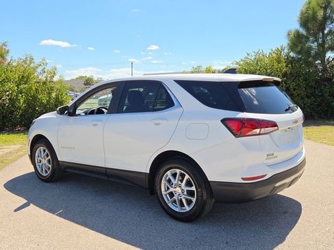 Certified 2024 Chevrolet Equinox LT image 3