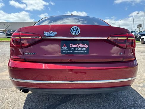 Used 2017 Volkswagen Passat 1.8T S FWD image 5