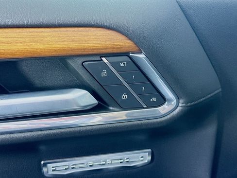 Used 2022 GMC Sierra 1500 Denali image 19