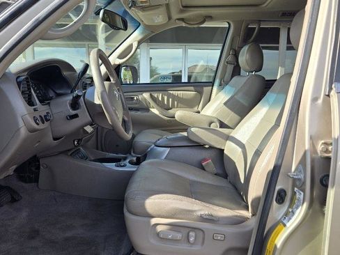 Used 2005 Toyota Sequoia Limited image 9