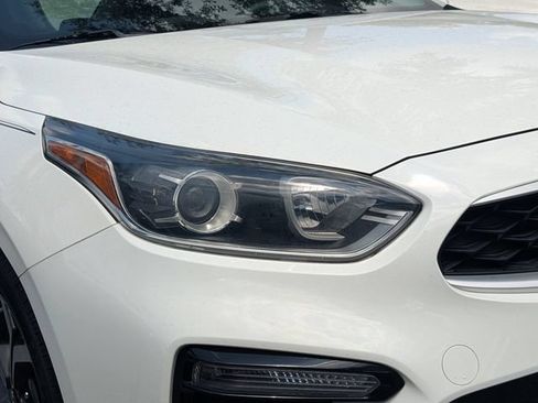 Used 2020 Kia Forte LXS FWD image 5