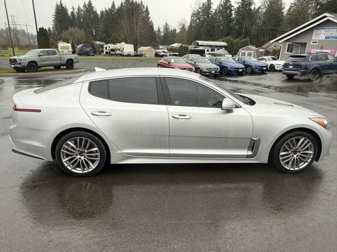 Used 2018 Kia Stinger image 6