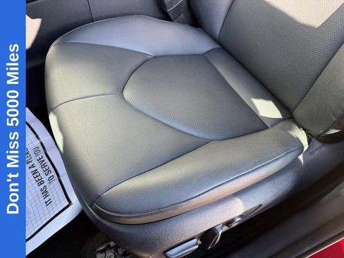 Used 2025 Toyota Grand Highlander AWD image 18