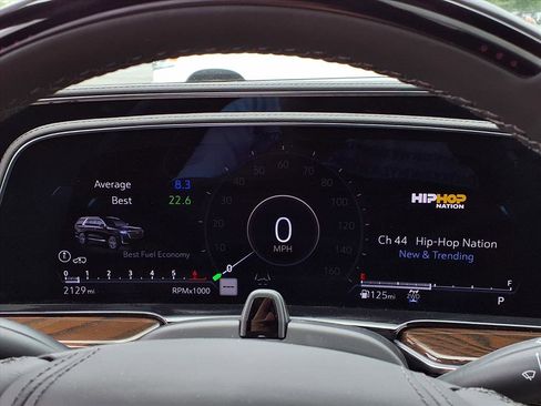 New 2024 Cadillac Escalade Premium Luxury Platinum w/ Heavy-Duty Trailer Package image 18