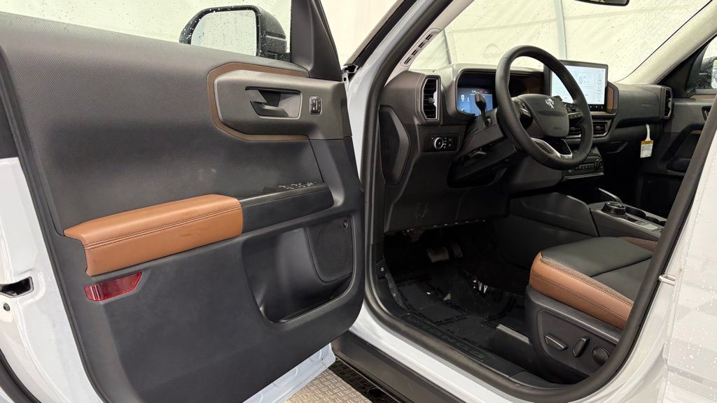 New 2026 Ford Bronco Sport Outer Banks w/ Outer Banks Tech Package+ AWD/4WD image 33