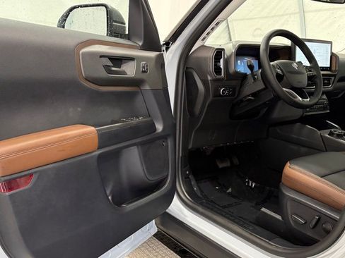 New 2026 Ford Bronco Sport Outer Banks w/ Outer Banks Tech Package+ AWD/4WD image 33