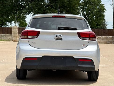 Used 2021 Kia Rio S FWD image 7