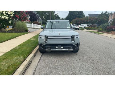 Used 2022 Rivian R1T Adventure AWD/4WD image 3