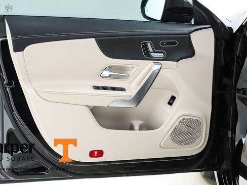 Used 2020 Mercedes-Benz CLA 250 4MATIC image 56