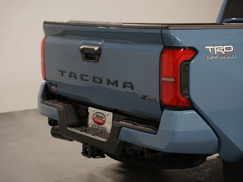 New 2026 Toyota Tacoma TRD Off-Road image 9