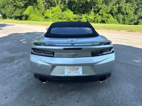 Used 2017 Chevrolet Camaro SS RWD image 6