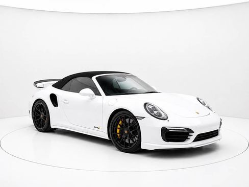 Used 2015 Porsche 911 Turbo S AWD/4WD image 2
