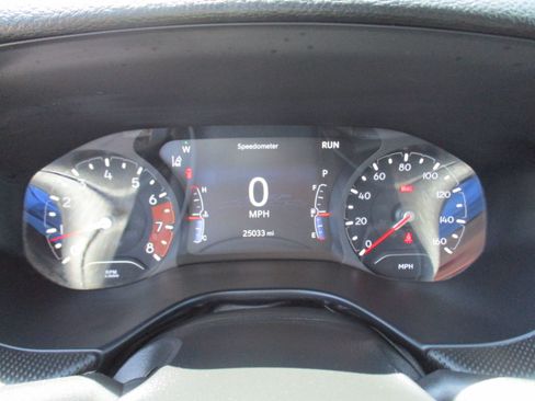 Used 2023 Jeep Compass Latitude w/ Convenience Group AWD/4WD image 18