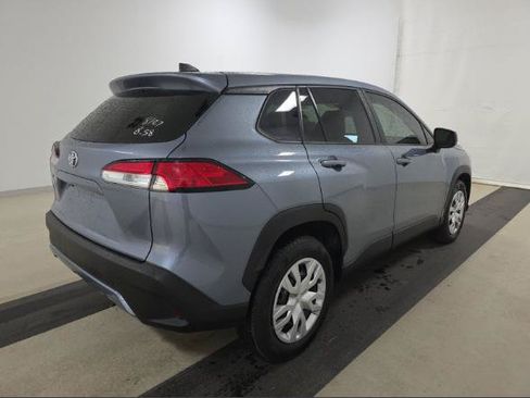 Used 2024 Toyota Corolla Cross L FWD image 2
