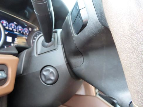 Used 2021 Chevrolet Tahoe High Country w/ Premium Package image 34