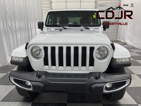 Used 2020 Jeep Wrangler Unlimited Sahara AWD/4WD image 9