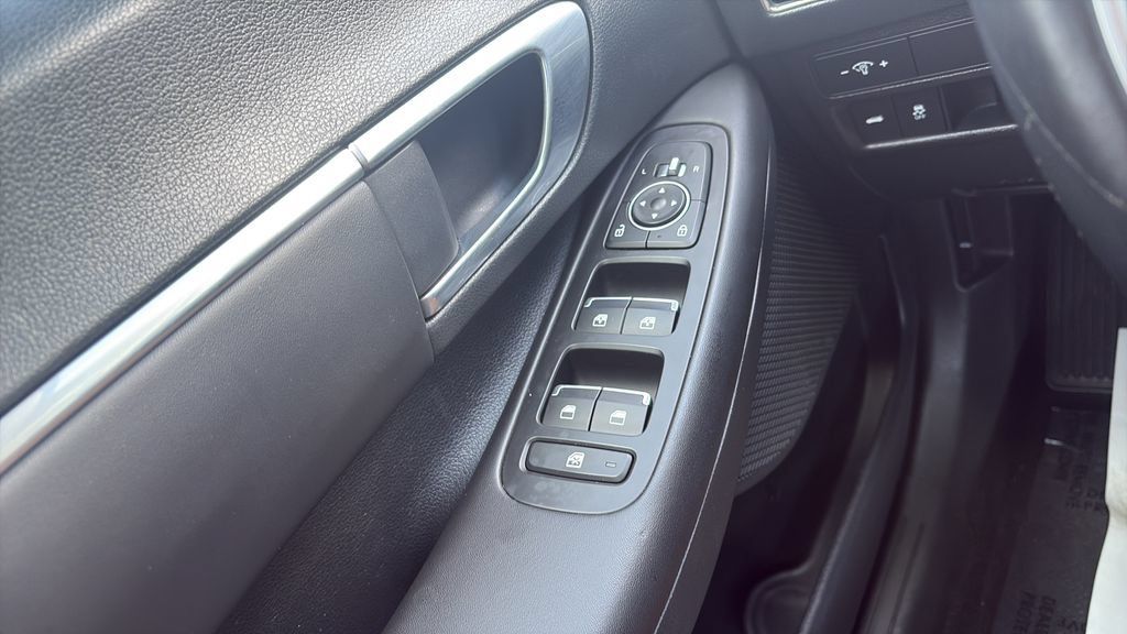 Used 2023 Hyundai Sonata SEL w/ Convenience Package FWD image 20