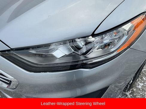 Used 2020 Ford Fusion SE w/ Equipment Group 151A image 17