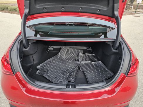 Used 2025 Mercedes-Benz C 300 4MATIC Sedan image 23