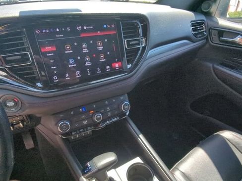 Used 2024 Dodge Durango GT AWD/4WD image 16