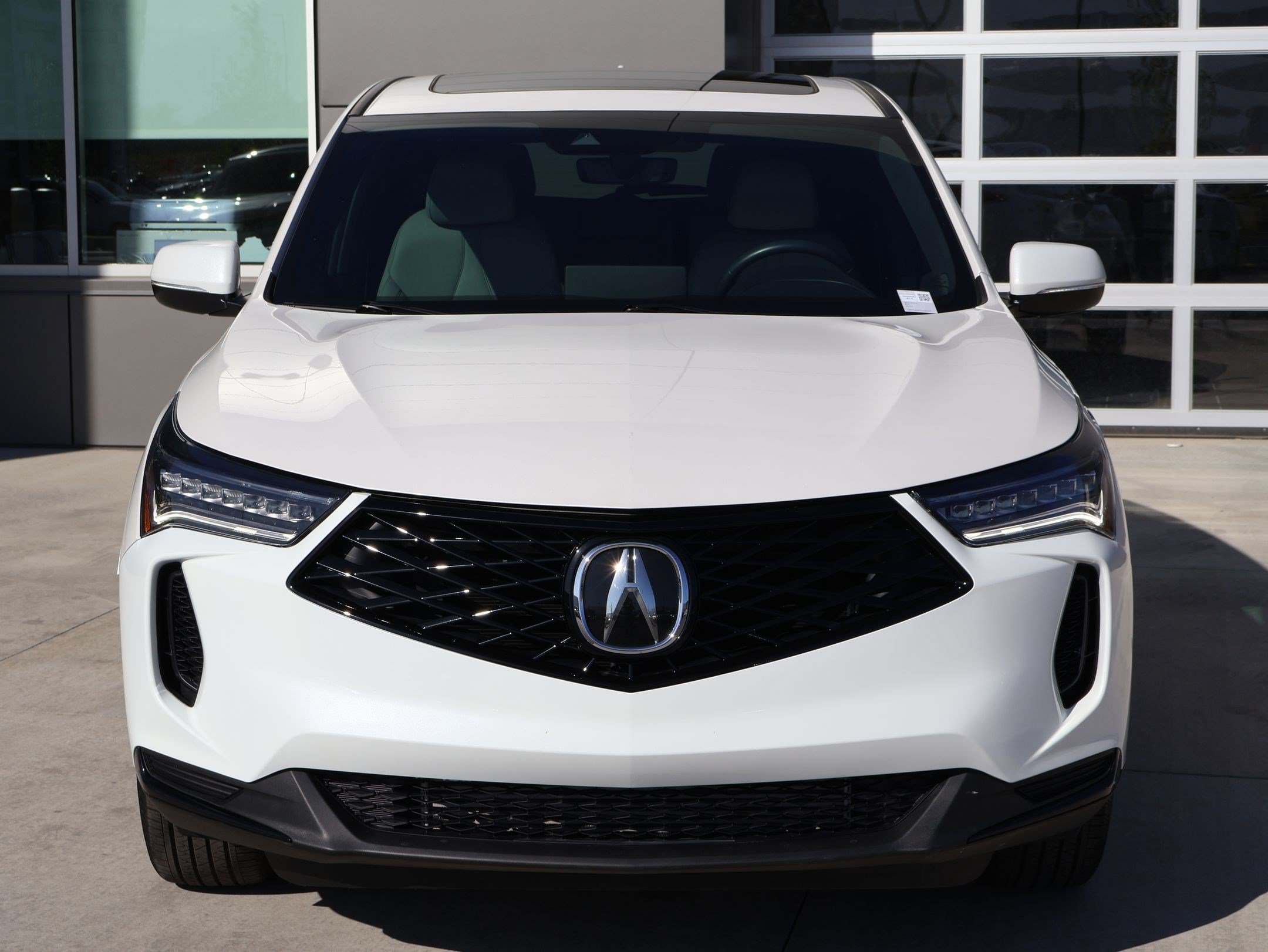 Used 2025 Acura RDX SH-AWD image 2