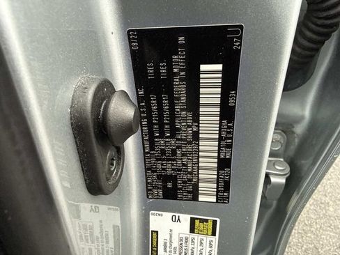 Used 2022 Toyota Corolla Cross LE image 29