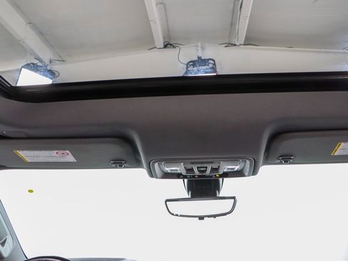 Used 2023 GMC Sierra 2500 Denali w/ Denali Ultimate Package image 22