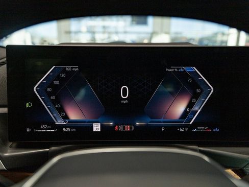 New 2026 BMW 330i xDrive Sedan w/ Premium Package image 32