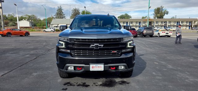 Used 2022 Chevrolet Silverado 1500 LT Trail Boss w/ Safety Package AWD/4WD image 2
