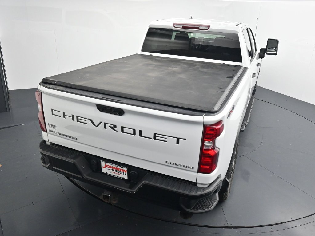 Used 2022 Chevrolet Silverado 2500 Custom w/ Custom Value Package AWD/4WD image 28