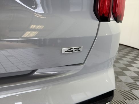 Used 2023 Kia Sorento SX AWD/4WD image 18