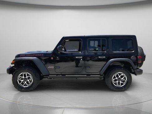 Used 2026 Jeep Wrangler Unlimited Rubicon AWD/4WD image 3