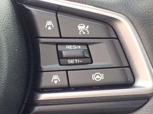 Used 2025 Subaru Outback Limited image 19