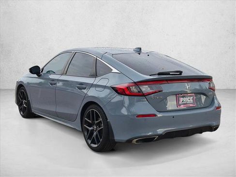 Used 2023 Honda Civic Sport Touring image 8
