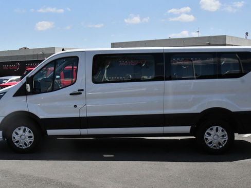 Used 2023 Ford Transit 350 XLT RWD image 4