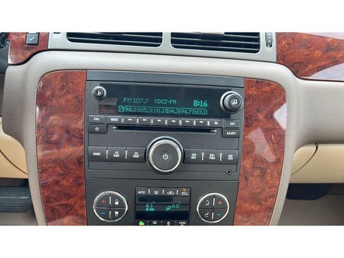 Used 2009 Chevrolet Silverado 1500 LTZ w/ Safety Package AWD/4WD image 18