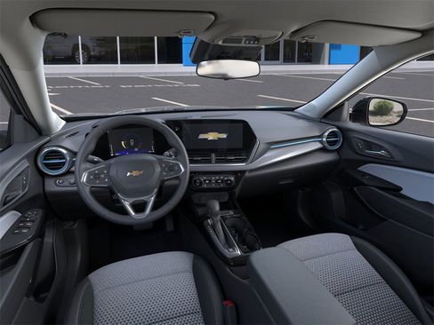 New 2026 Chevrolet Trax LT w/ Midnight Edition image 15