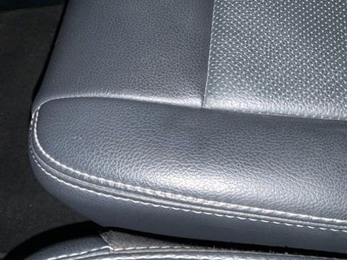 Used 2022 Ford F350 Lariat w/ FX4 Off-Road Package image 26