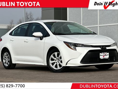 Certified 2024 Toyota Corolla LE image 1