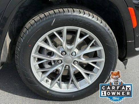 Used 2023 Jeep Grand Cherokee L Summit w/ Advanced Protech Group IV image 26