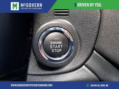 Used 2025 Subaru Outback Premium AWD/4WD image 29