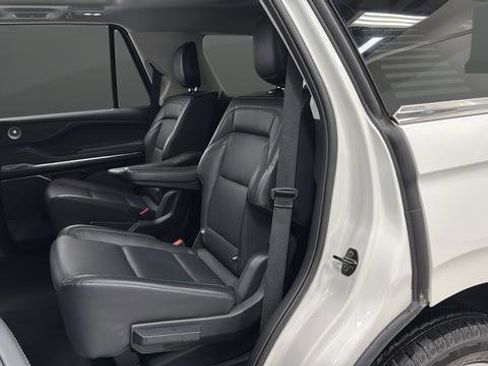 Used 2025 Lincoln Navigator Reserve AWD/4WD image 20