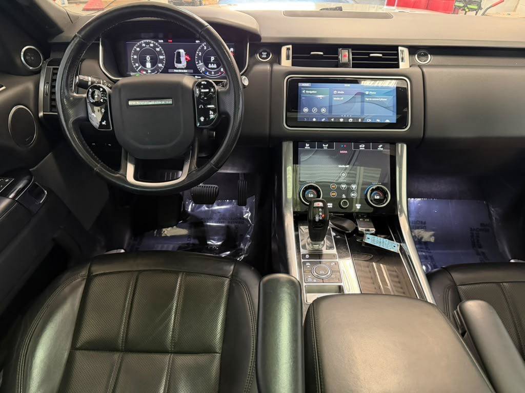 Used 2019 Land Rover Range Rover Sport HSE AWD/4WD image 28