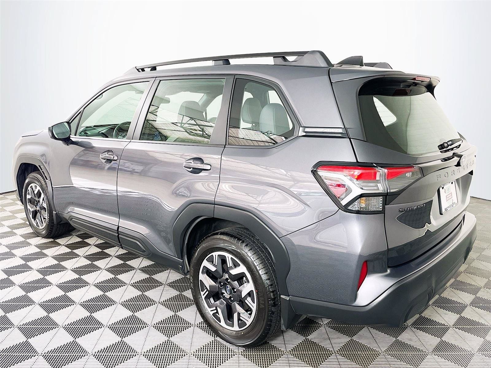 Used 2026 Subaru Forester AWD/4WD image 7