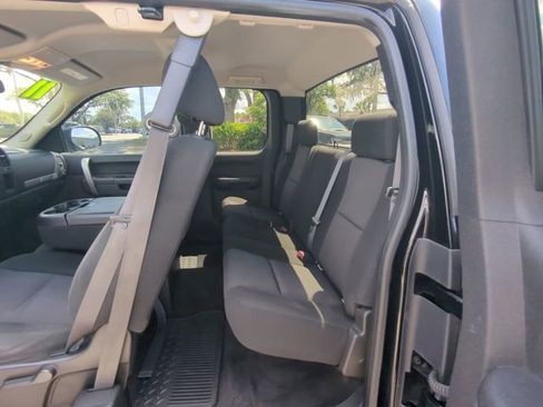 Used 2011 GMC Sierra 1500 SLE w/ Power Tech Package AWD/4WD image 15