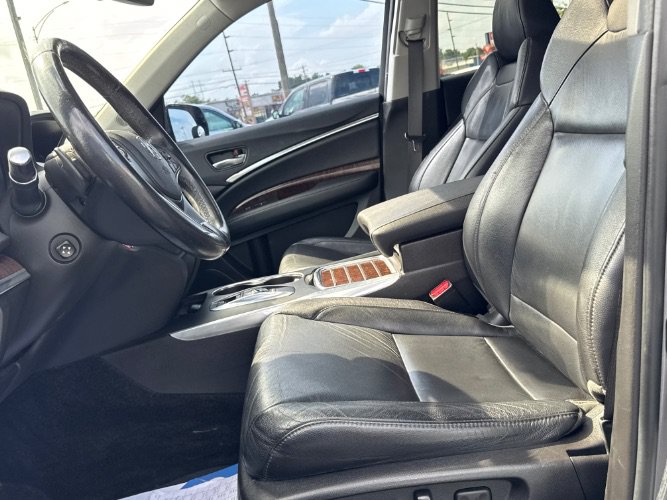 Used 2017 Acura MDX FWD image 17