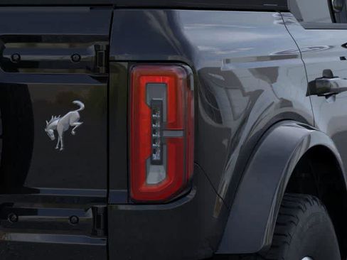 New 2025 Ford Bronco Outer Banks AWD/4WD image 23