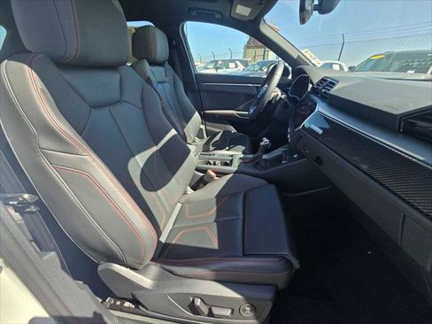 Used 2025 Audi Q3 2.0T Premium Plus w/ Premium Plus Package AWD/4WD image 10