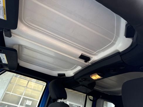 Used 2016 Jeep Wrangler Unlimited Sport w/ Quick Order Package 24S image 21