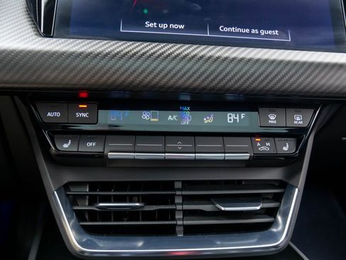 Used 2022 Audi e-tron GT Prestige w/ Prestige Package image 25